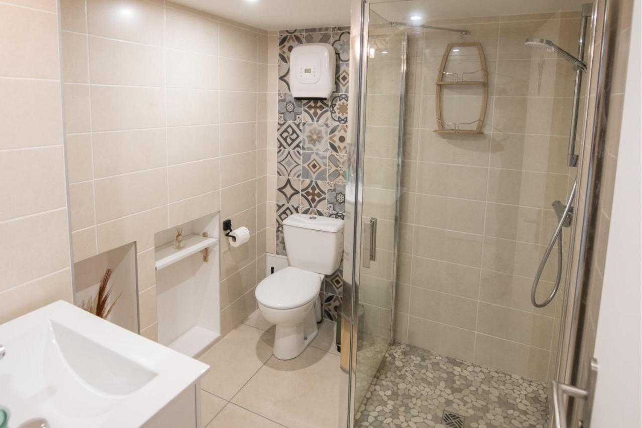 Kasa Home - Calme, Cosy, Wifi & Netflix Saint-Martin-la-Plaine Exterior foto