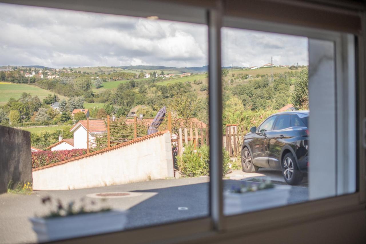 Kasa Home - Calme, Cosy, Wifi & Netflix Saint-Martin-la-Plaine Exterior foto